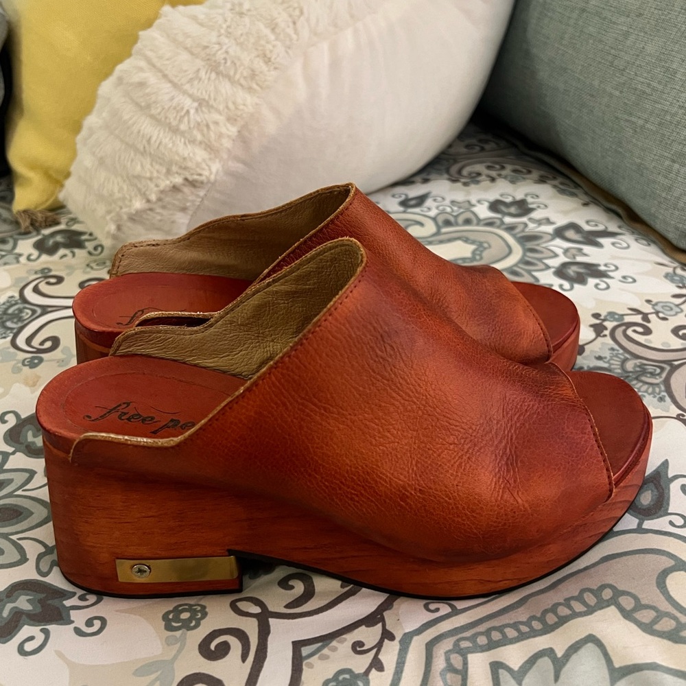 Free People red leather clogs